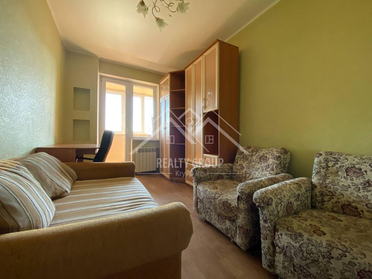 Продаж 3-кімнатної квартири 71.3 м²