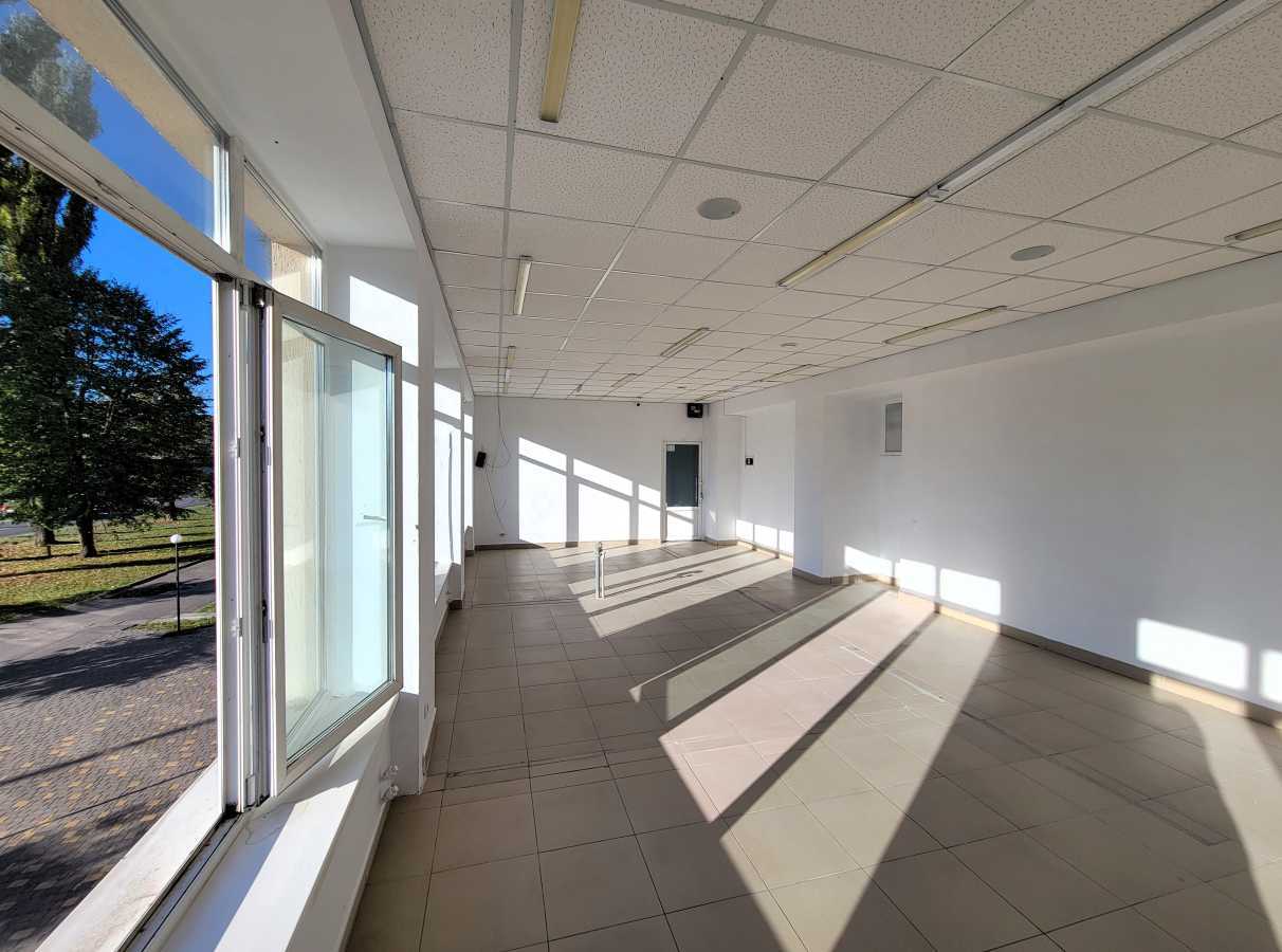 Оренда приміщення вільного призначення 120 м², Київська вул., 164