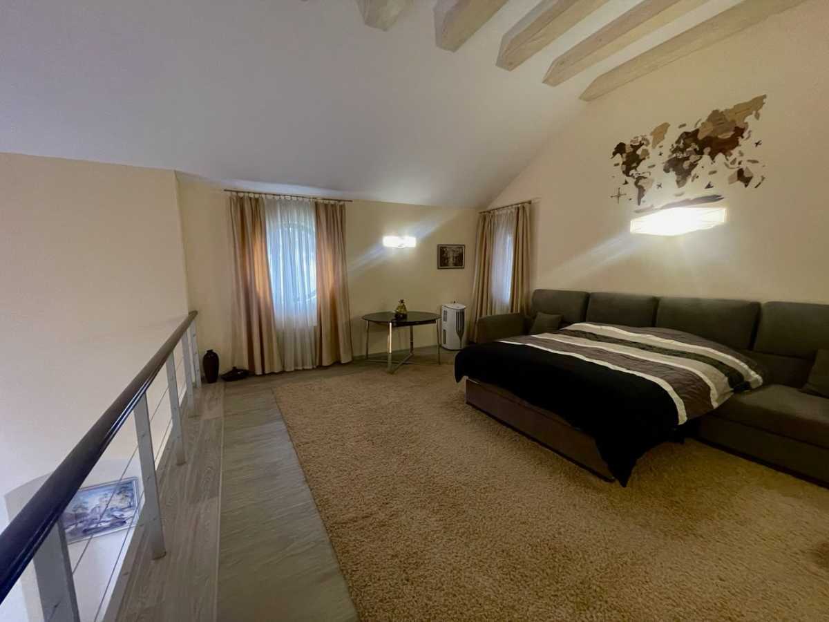 Продажа дома 320 м², Зарічна