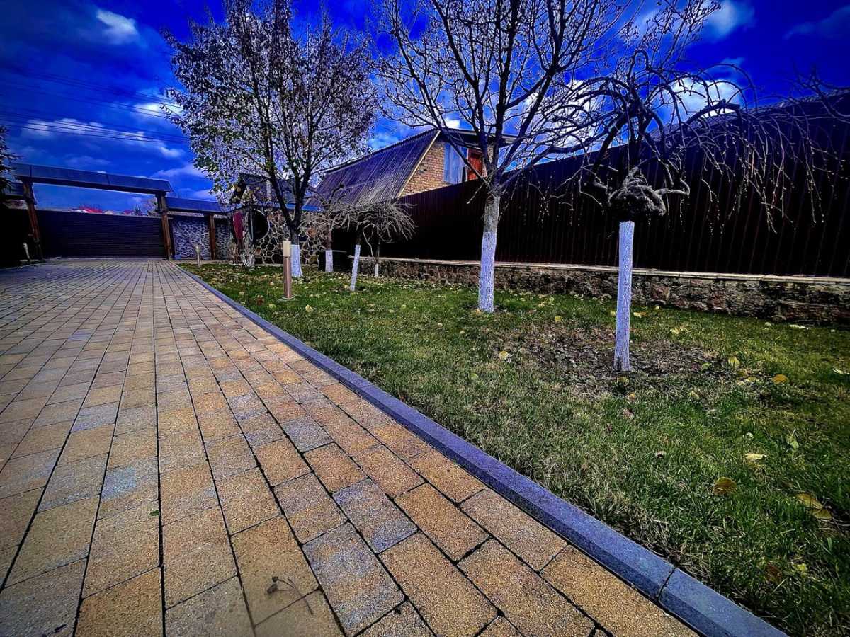 Продажа дома 320 м², Зарічна