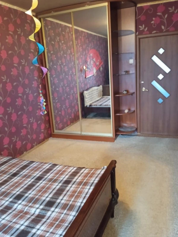 Продаж 3-кімнатної квартири 64 м²