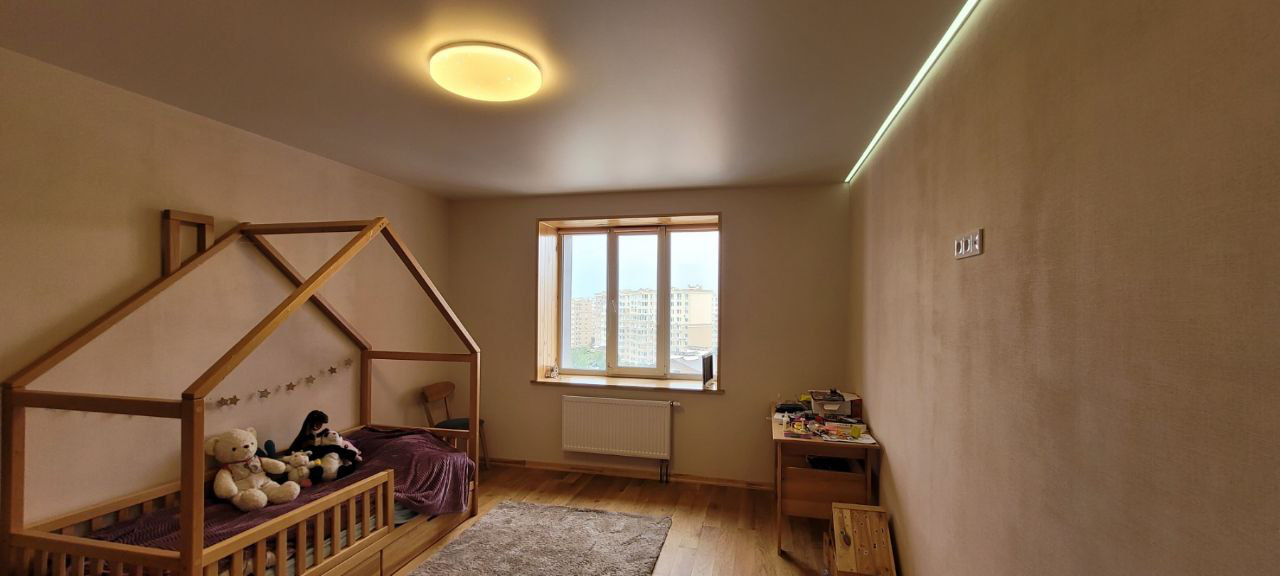 Продажа 2-комнатной квартиры 77.5 м², Боголюбова ул., 23