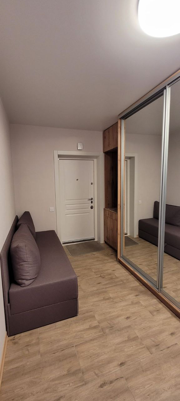 Продажа 2-комнатной квартиры 77.5 м², Боголюбова ул., 23
