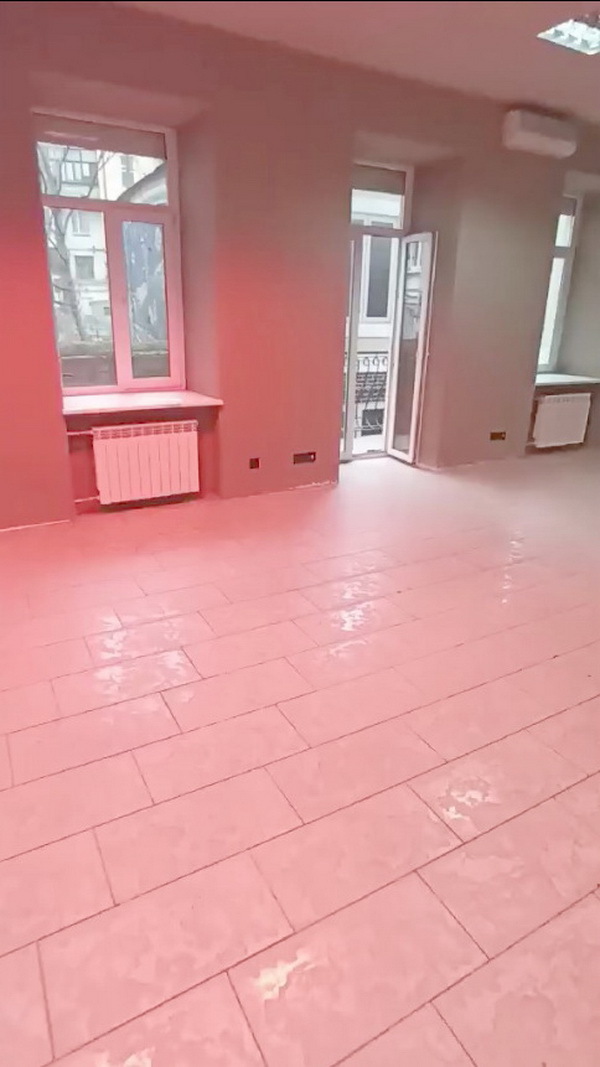 Оренда офісу 100 м², Володимира Антоновича вул., 3