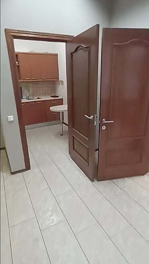 Оренда офісу 100 м², Володимира Антоновича вул., 3