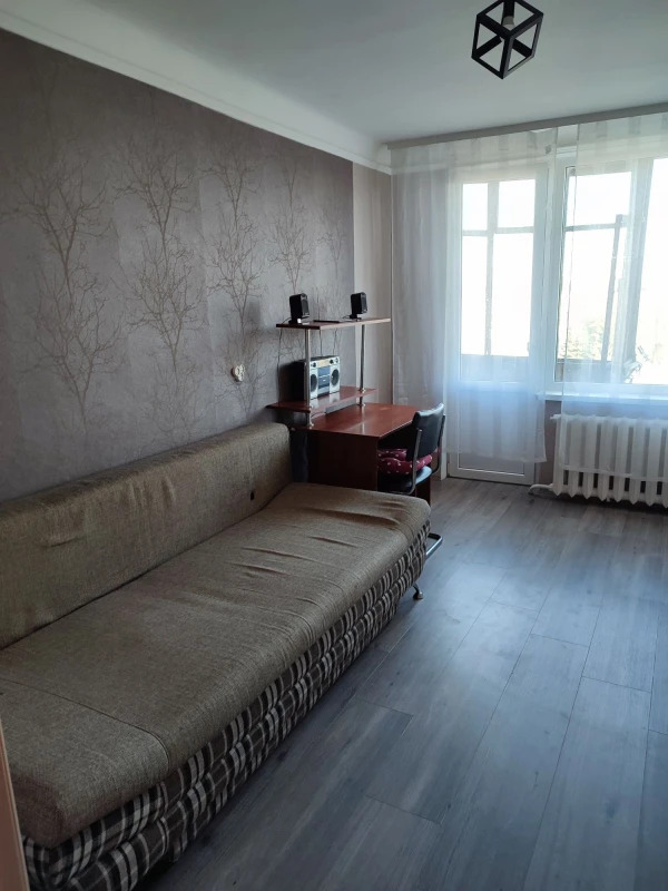 Продажа 3-комнатной квартиры 63 м²