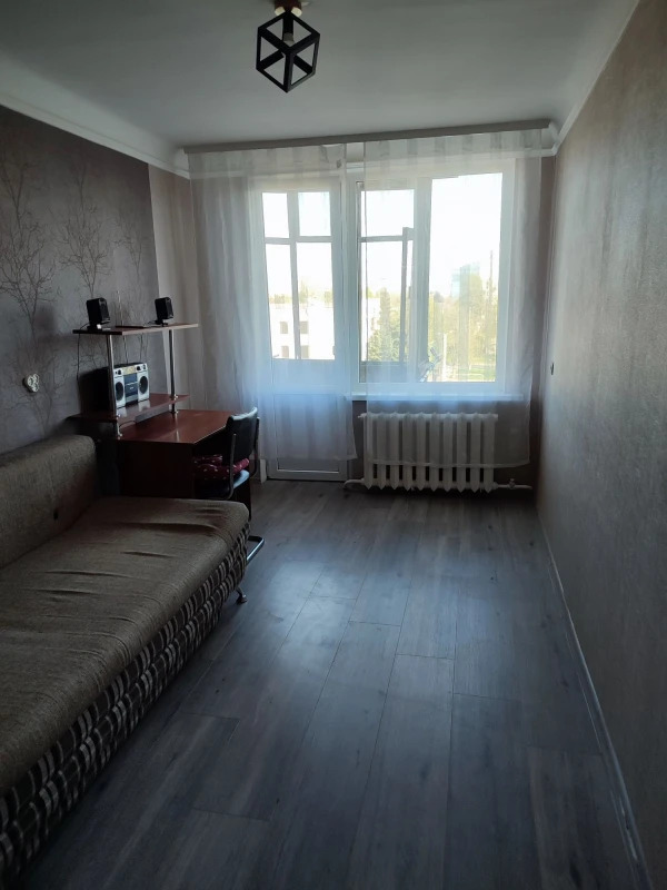 Продажа 3-комнатной квартиры 63 м²