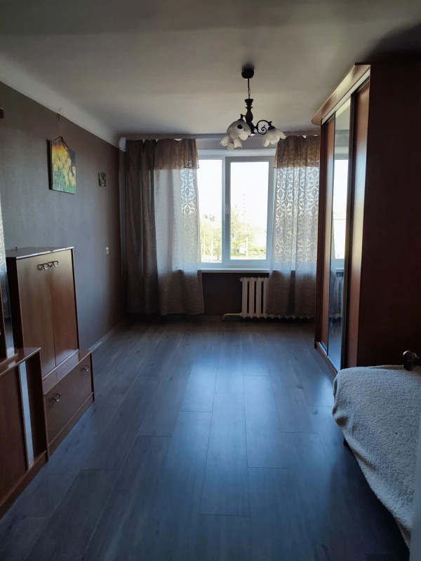Продажа 3-комнатной квартиры 63 м²