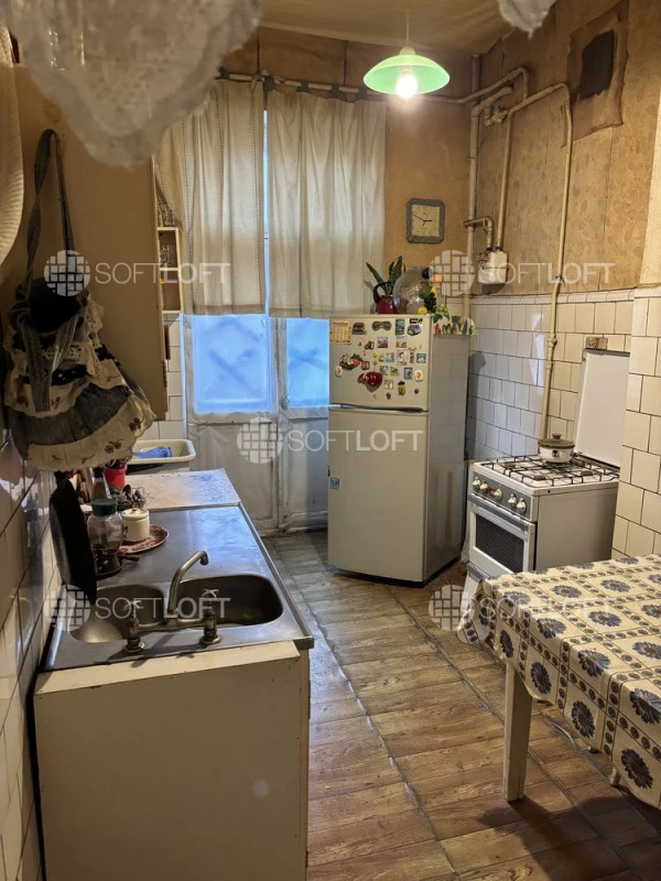 Продажа 3-комнатной квартиры 90 м²