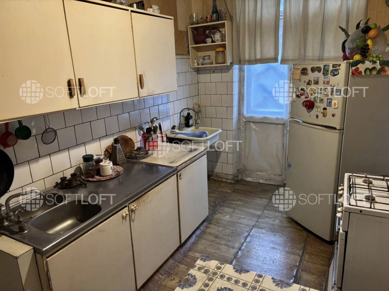 Продажа 3-комнатной квартиры 90 м²