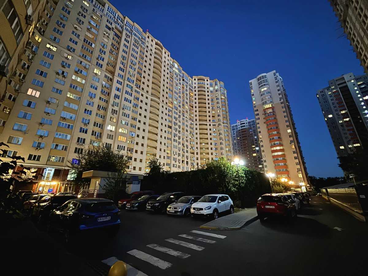 Продажа 2-комнатной квартиры 92 м², Михаила Максимовича ул., 3Г
