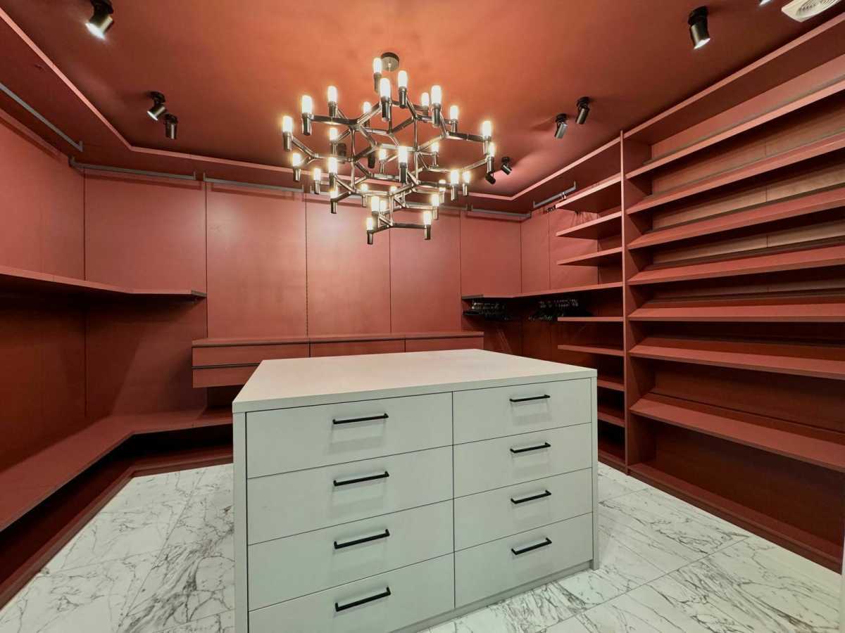 Аренда 3-комнатной квартиры 180 м², Кловский спуск, 7А
