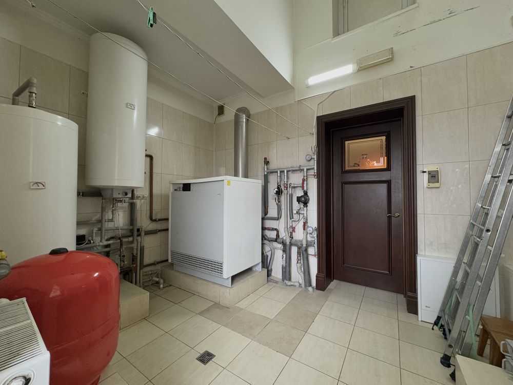 Продаж будинку 550 м², Європейська