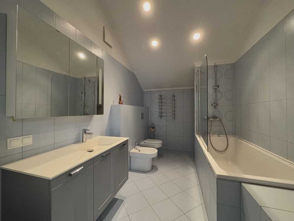 Продаж будинку 550 м², Європейська