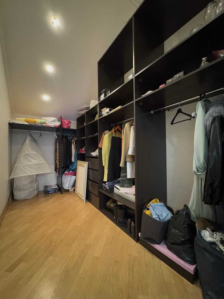 Продаж будинку 550 м², Європейська