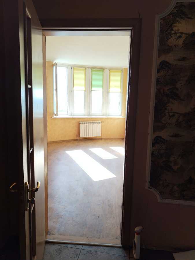 Продажа 3-комнатной квартиры 105 м², Днепровская наб., 19