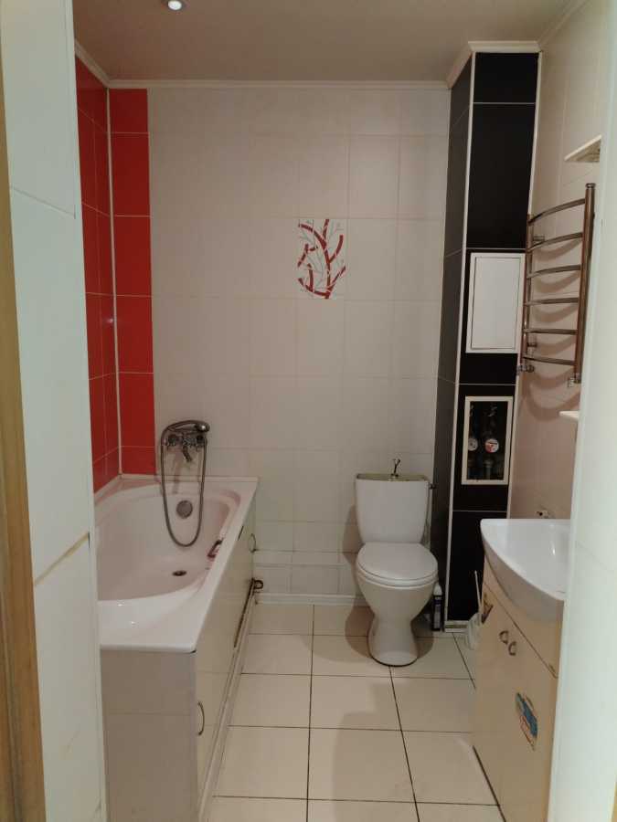 Продажа 3-комнатной квартиры 105 м², Днепровская наб., 19
