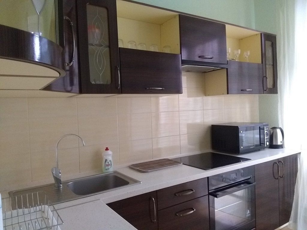 Аренда 3-комнатной квартиры 100 м², Евгения Коновальца ул., 32Б