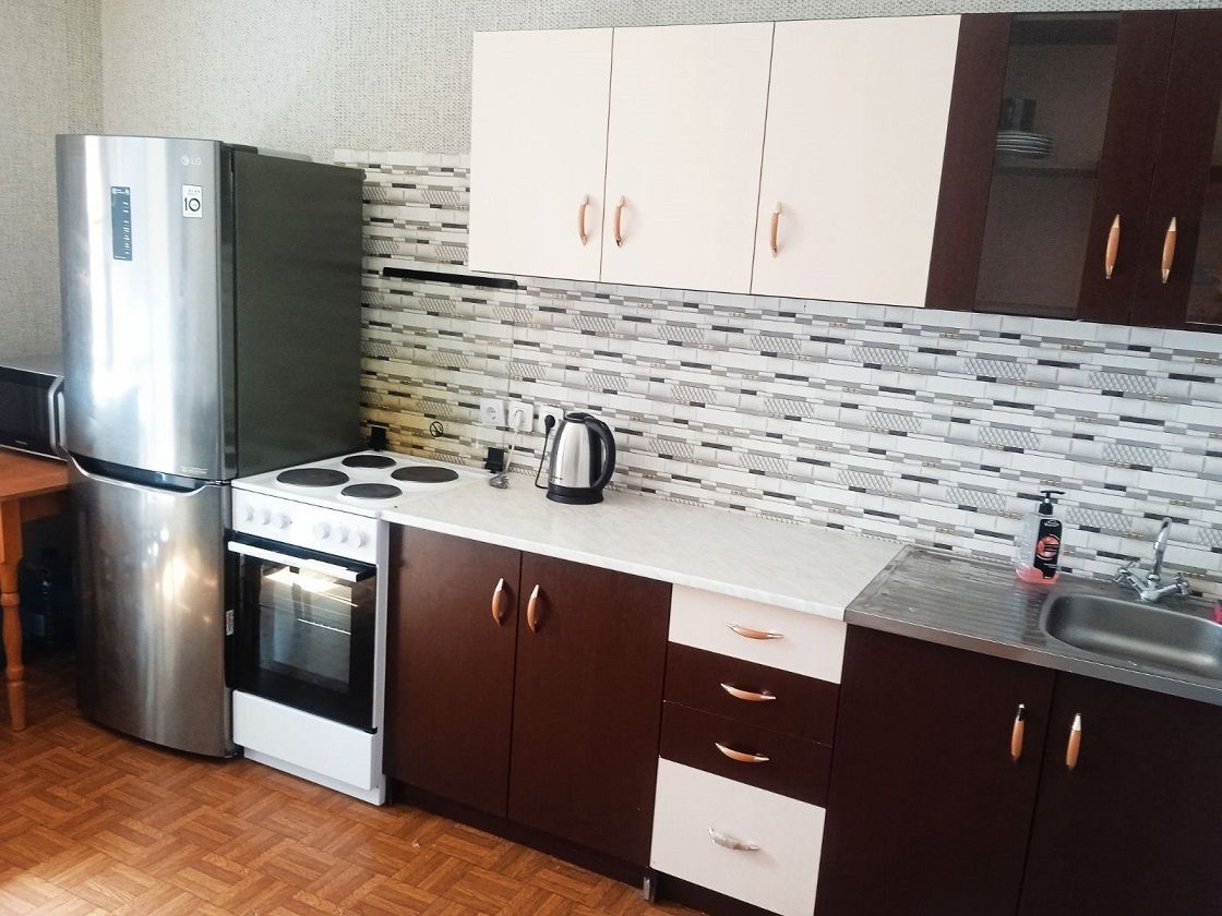 Аренда 1-комнатной квартиры 47 м², Ревуцкого ул., 5