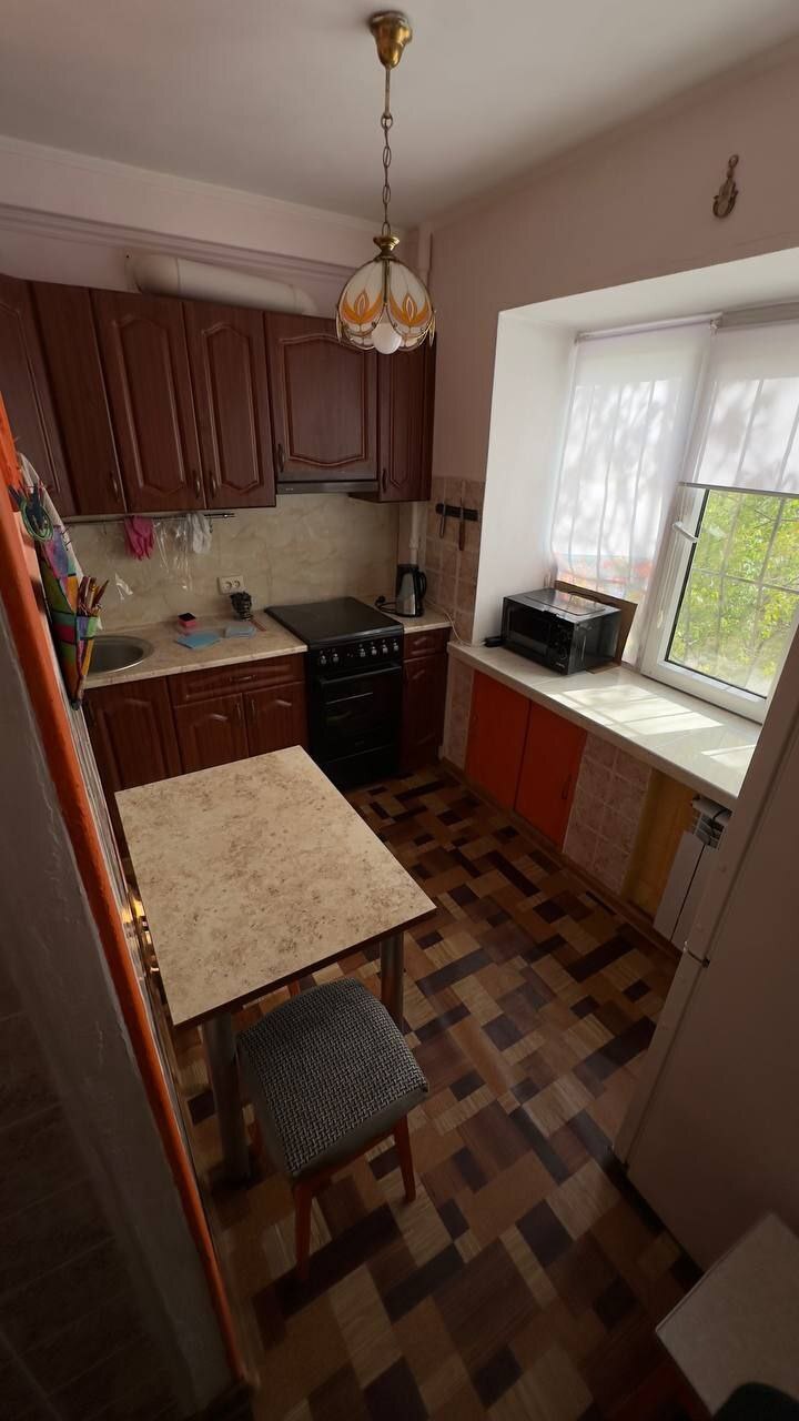 Аренда 1-комнатной квартиры 33 м², Кирилловская ул., 129
