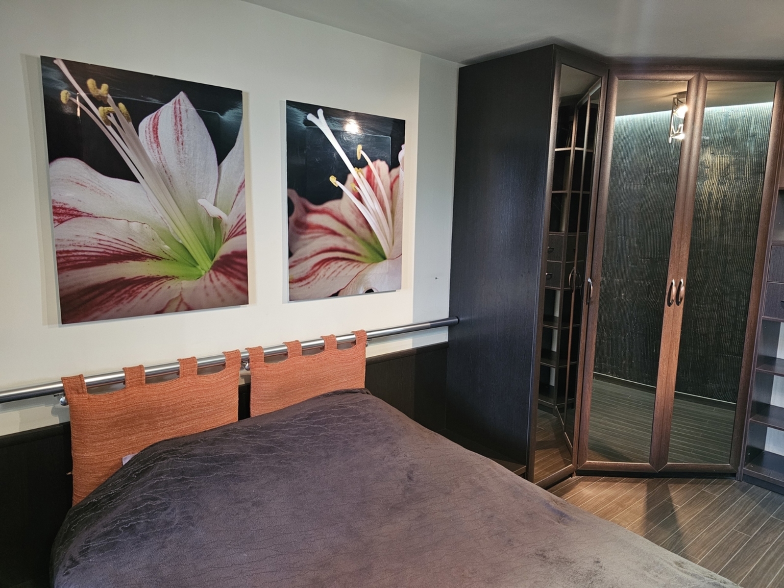 Продажа 3-комнатной квартиры 68 м², Терещенковская ул., 2