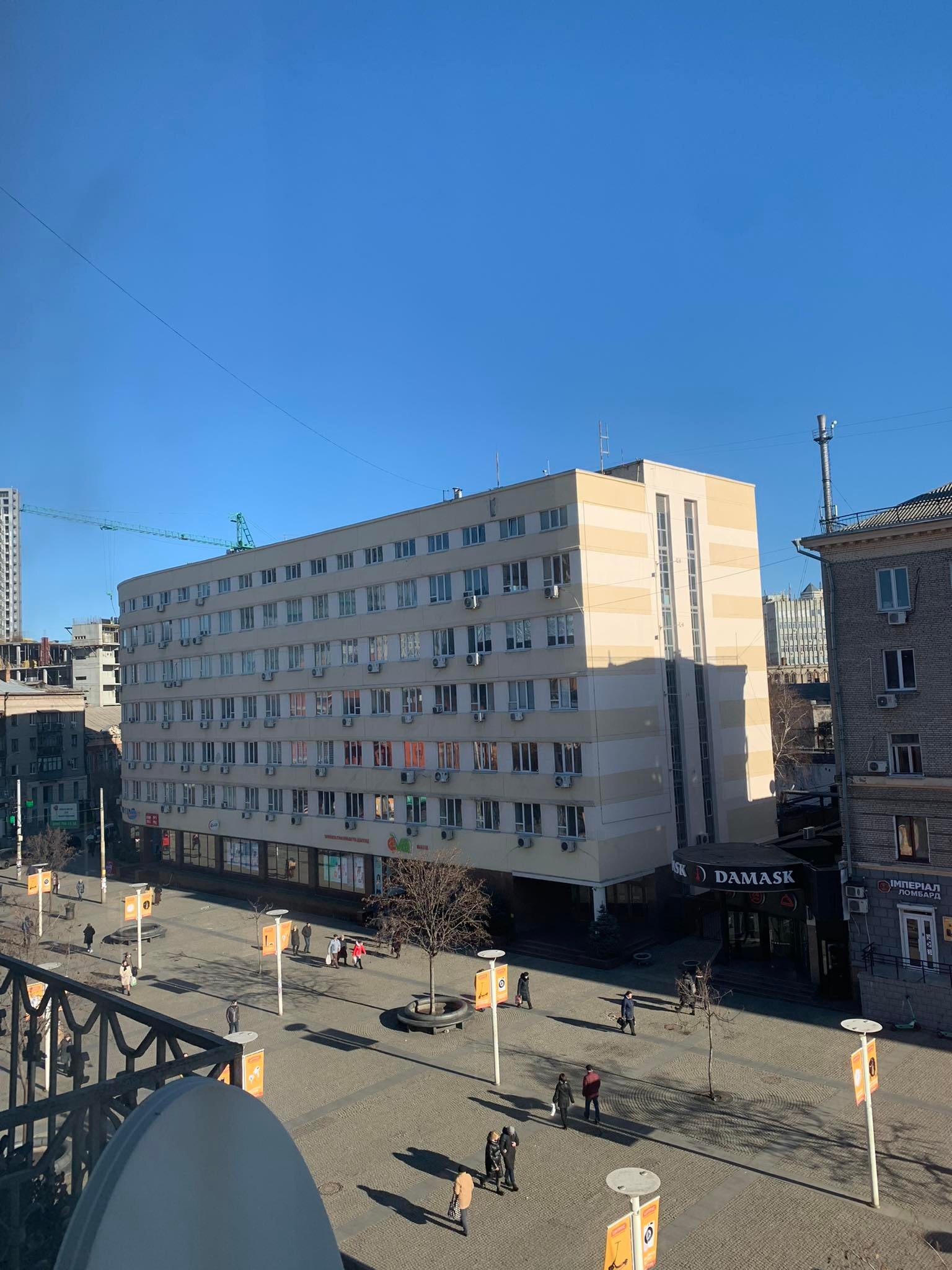 Продажа 3-комнатной квартиры 72 м²