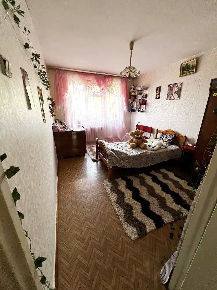 Продажа 2-комнатной квартиры 49.8 м², Харьковская ул.