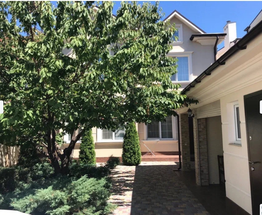 Оренда будинку 140 м², Дачная вул.