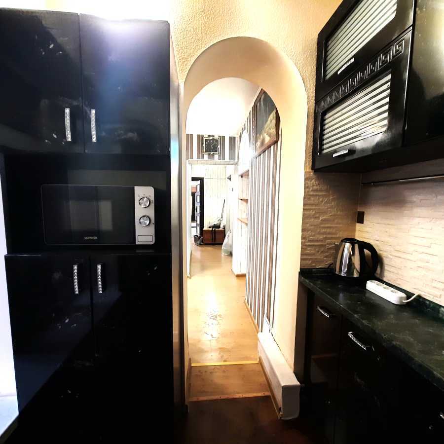 Продажа 3-комнатной квартиры 75.7 м², Владимира Антоновича ул., 152
