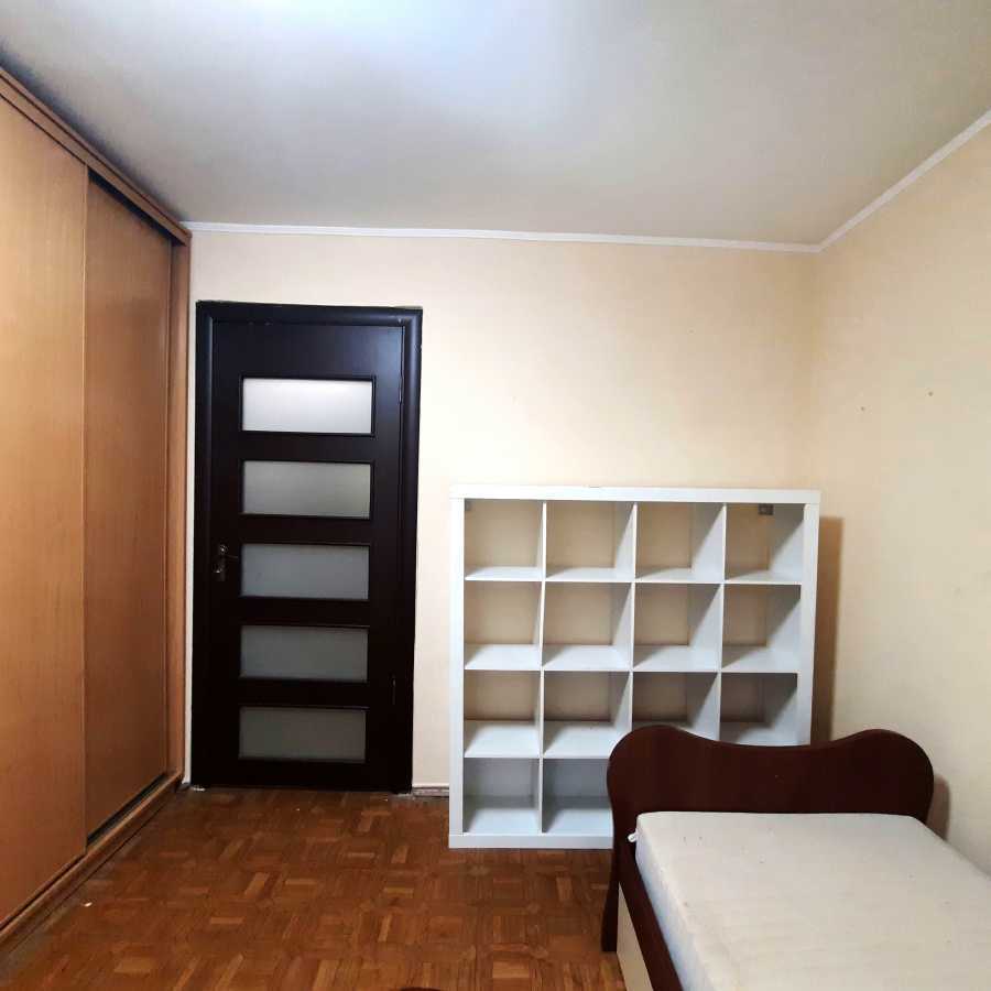 Продажа 3-комнатной квартиры 75.7 м², Владимира Антоновича ул., 152