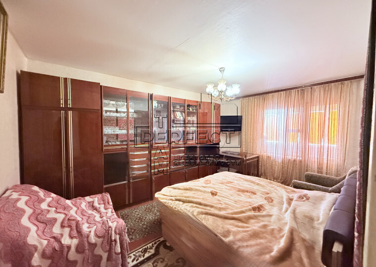 Продажа 3-комнатной квартиры 73 м², Николая Закревского ул., 47Б