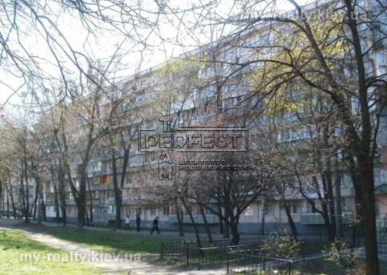 Продажа 3-комнатной квартиры 60 м², Лесная ул., 15