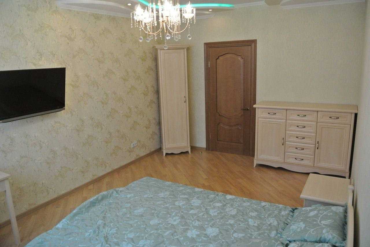 Аренда 1-комнатной квартиры 60 м², Авиаконструктора Игоря Сикорского ул., 1Б