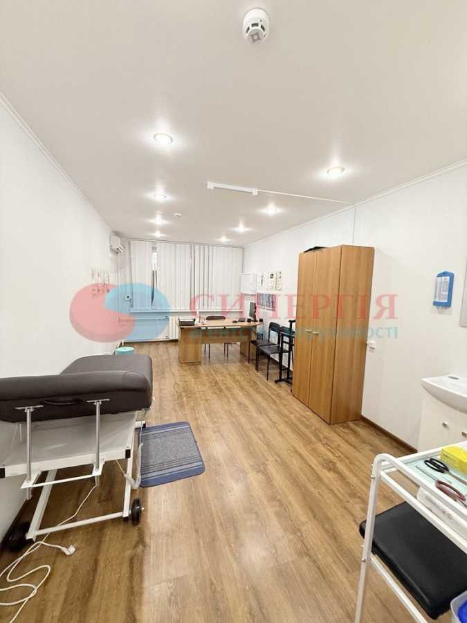 Продаж офісу 360 м², Кості Гордієнка пров., 2А