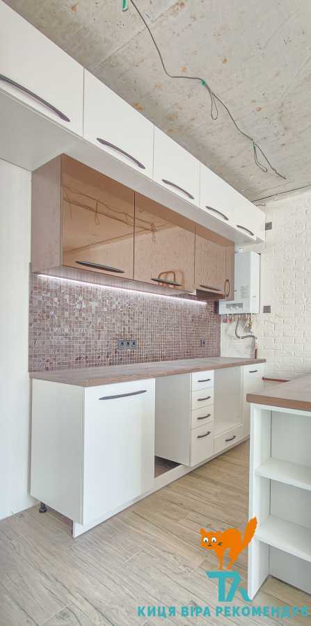 Продажа 2-комнатной квартиры 71 м², Богдана Хмельницкого ул., 3Є