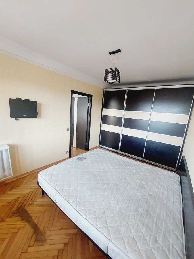 Аренда 2-комнатной квартиры 45 м², Победы просп., 22