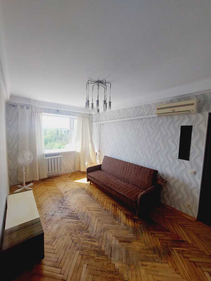 Аренда 2-комнатной квартиры 45 м², Победы просп., 22