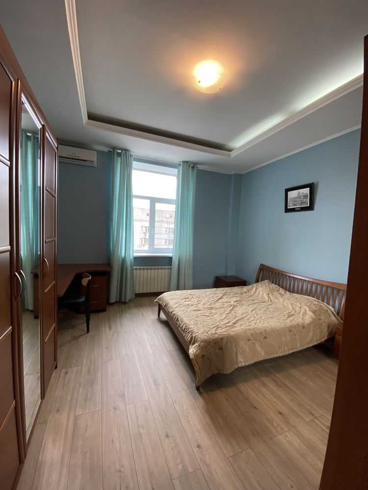 Аренда 2-комнатной квартиры 60 м², Ивана Мазепы ул., 4/6