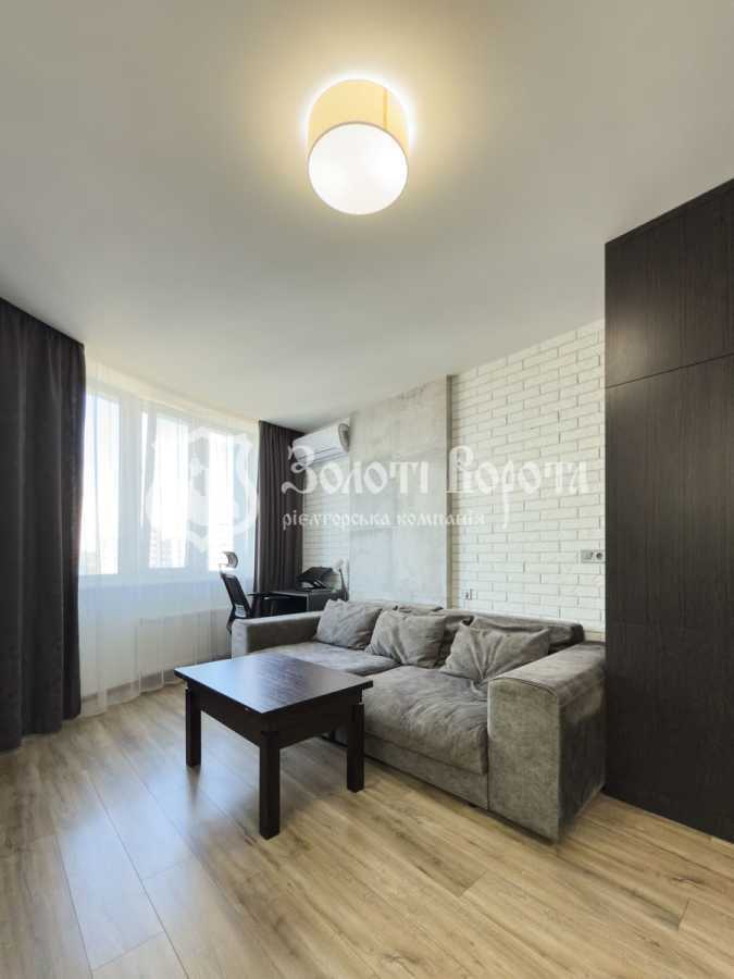 Продажа 1-комнатной квартиры 41 м², Завальная ул., 10В