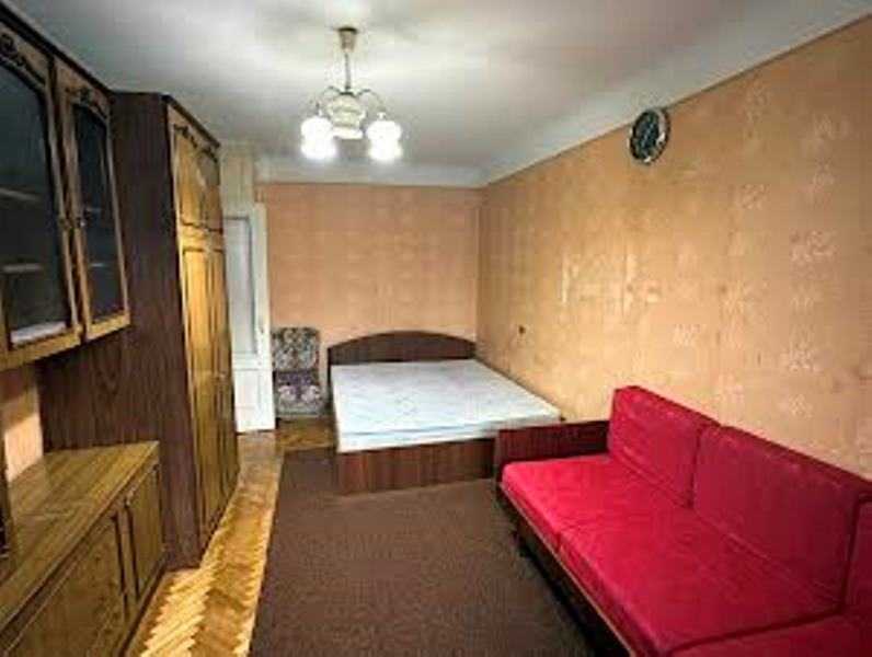 Продажа 1-комнатной квартиры 32 м², Симферопольская ул., 11