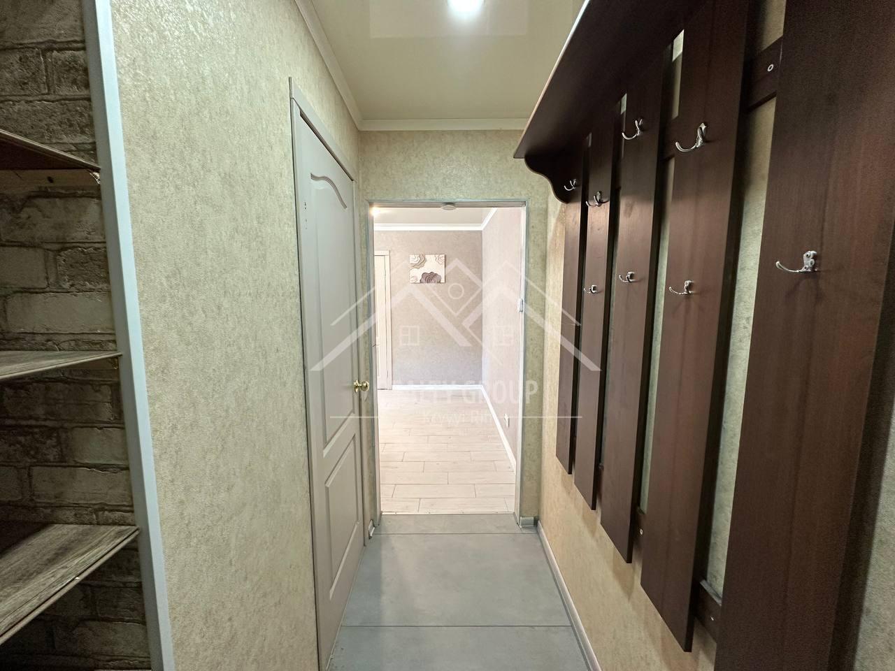 Продаж 3-кімнатної квартири 47 м², Покровская вул.