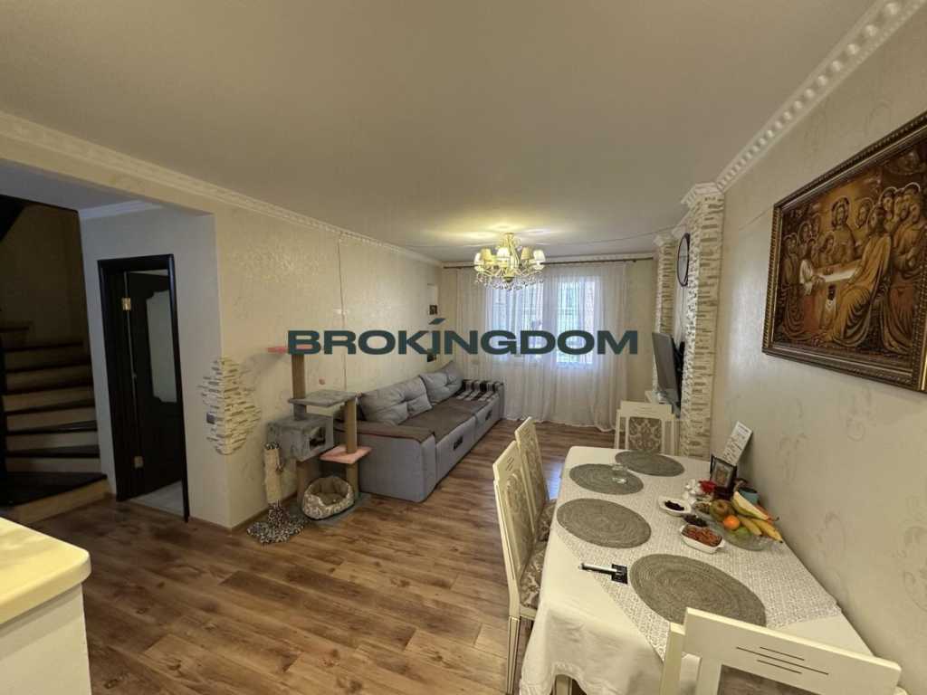 Продажа 4-комнатной квартиры 122 м², Волынская ул., 9