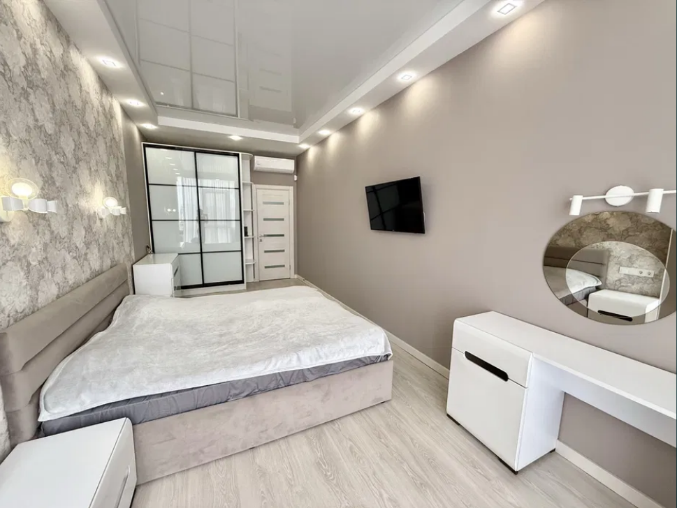 Продажа 1-комнатной квартиры 70 м², Гагаринское Плато ул.