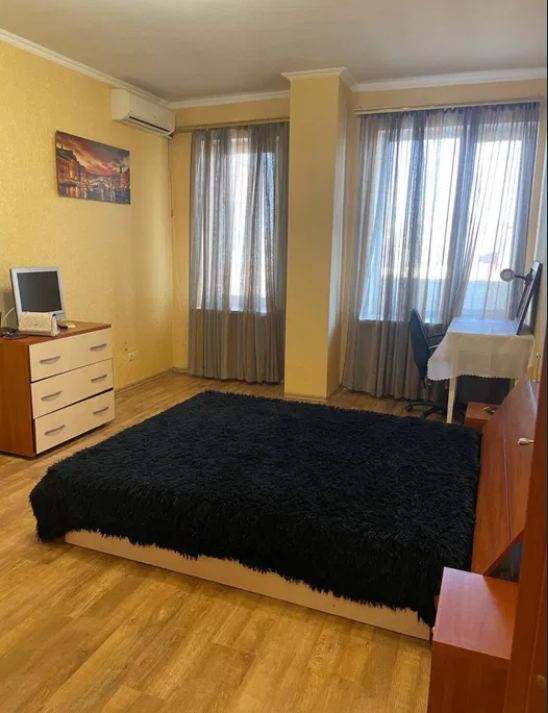 Продажа 1-комнатной квартиры 46 м², Пишоновская ул.