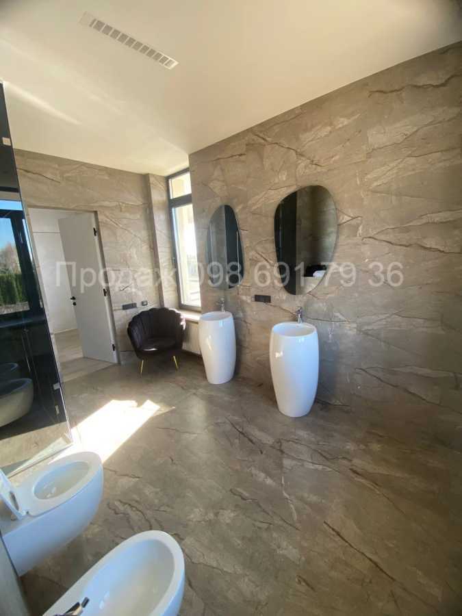 Продажа дома 320 м², Центральная ул.