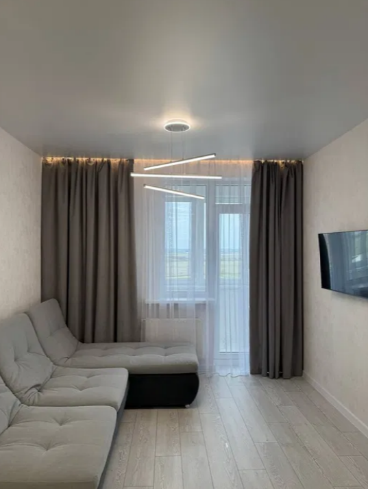 Продаж 1-кімнатної квартири 46 м², Інглезі вул.