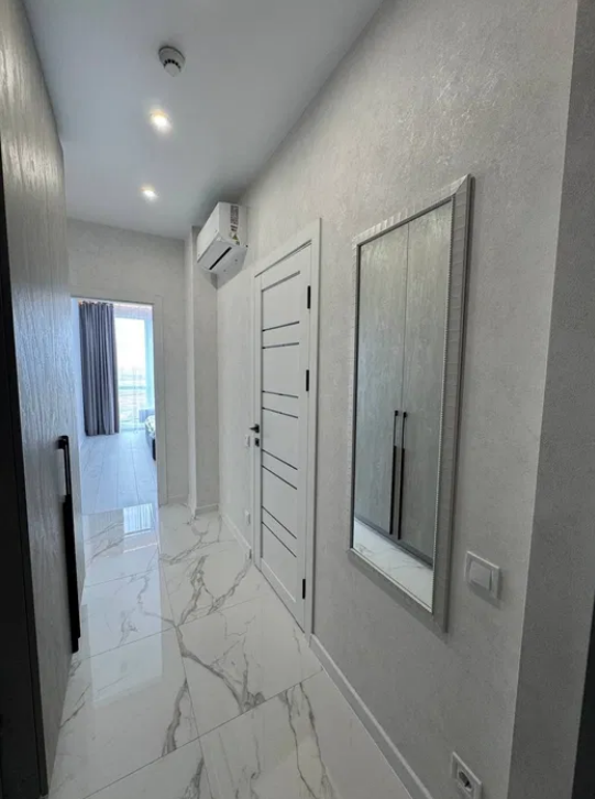 Продаж 1-кімнатної квартири 46 м², Інглезі вул.