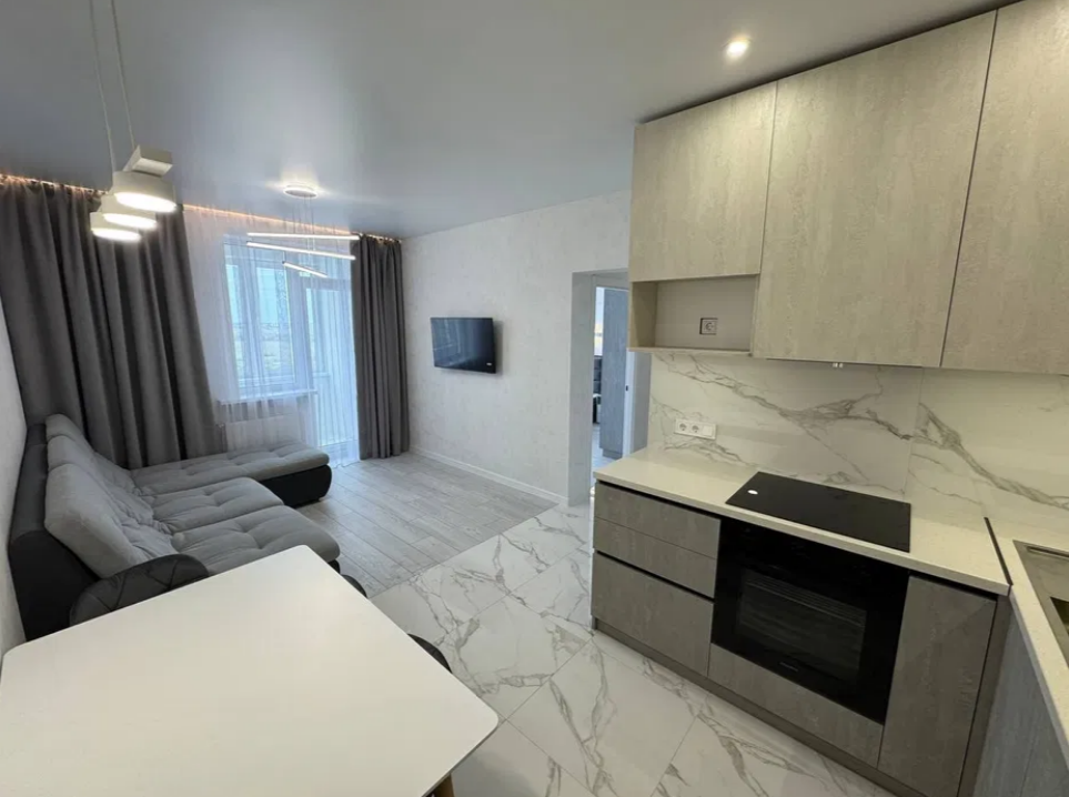 Продаж 1-кімнатної квартири 46 м², Інглезі вул.
