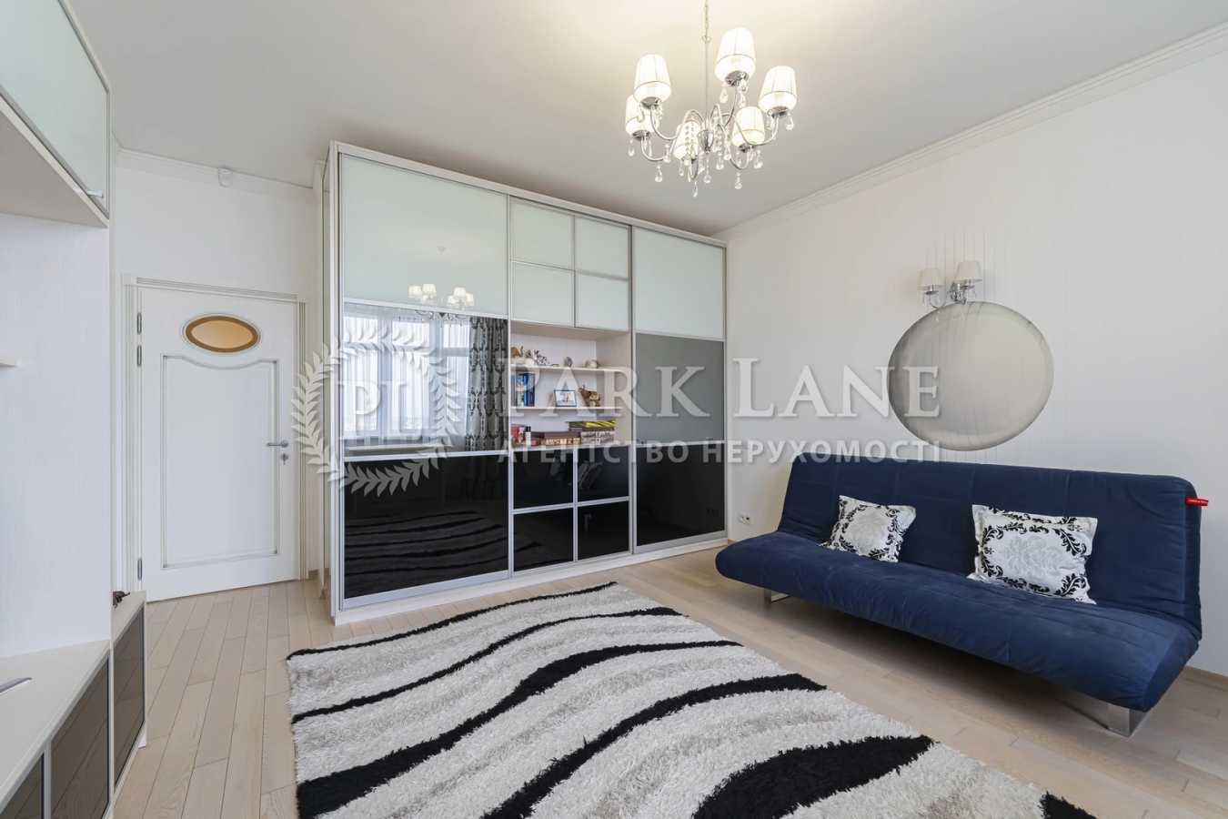 Продаж 3-кімнатної квартири 128 м², Старонаводницька вул., 6Б