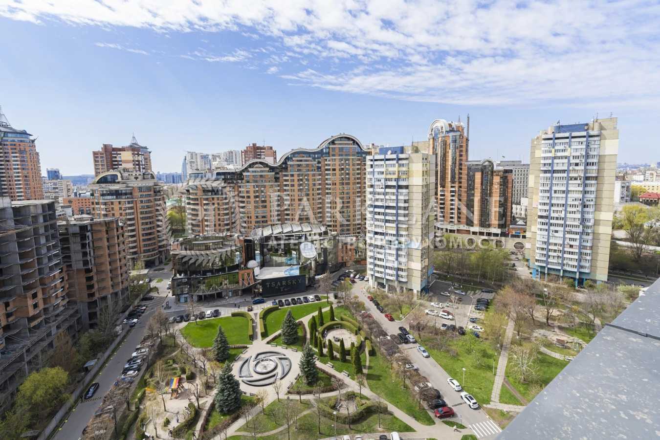 Продаж 3-кімнатної квартири 128 м², Старонаводницька вул., 6Б